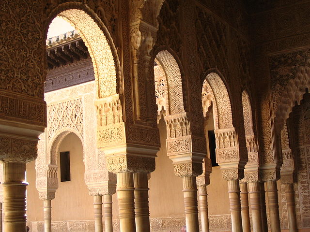 Deep interlock between outdoors & indoors at the Alhambra